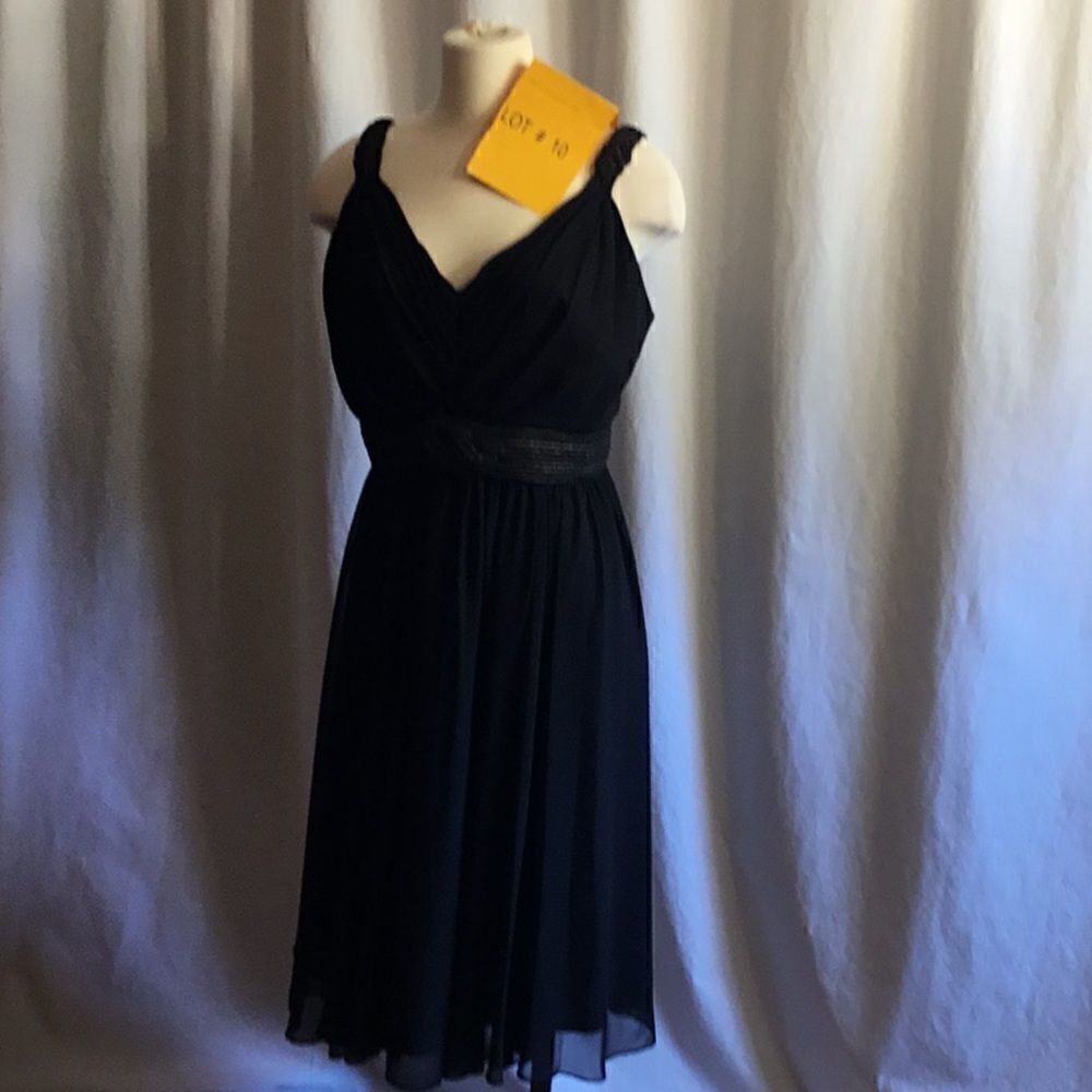 NWOT black cocktail dress in size 12 RM RICHARDS